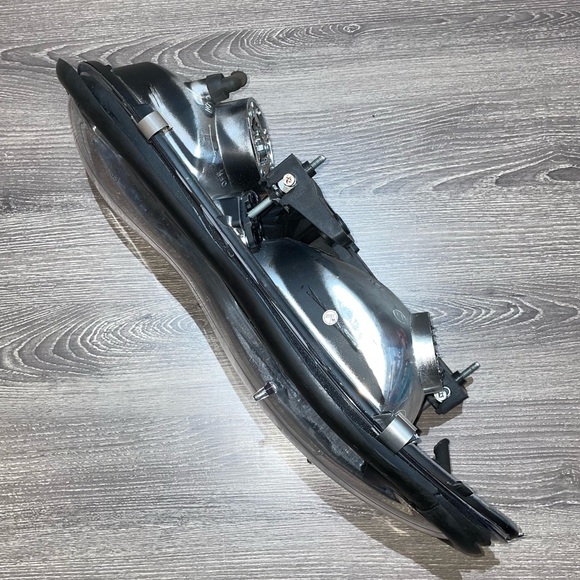 CHEVROLET CAMARO 1998-2002 F Body Black Housing OEM Style Left Headlight - Picture 3 of 7